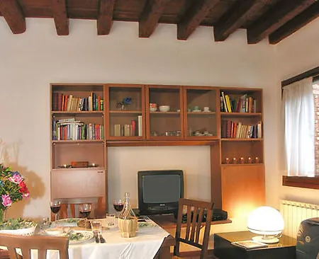 Apartment Romantic